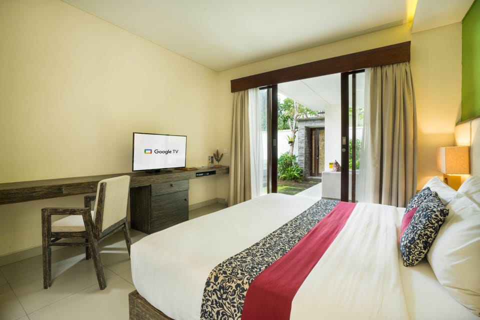 1 bedroom, premium bedding, minibar, in-room safe