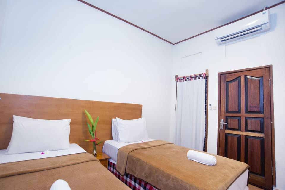 Standard Double or Twin Room | Desk, WiFi (free)