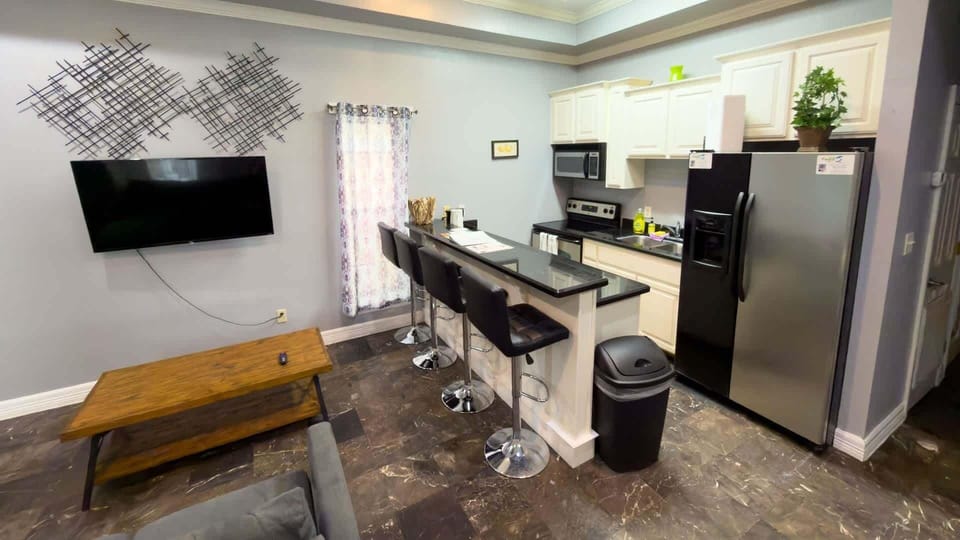 Apartment, 2 Bedrooms | Private kitchen | Coffee/tea maker, fridge, oven, toaster