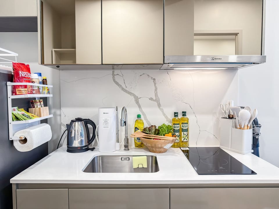 Apartment, 1 Bedroom, Balcony, Garden View | Interior