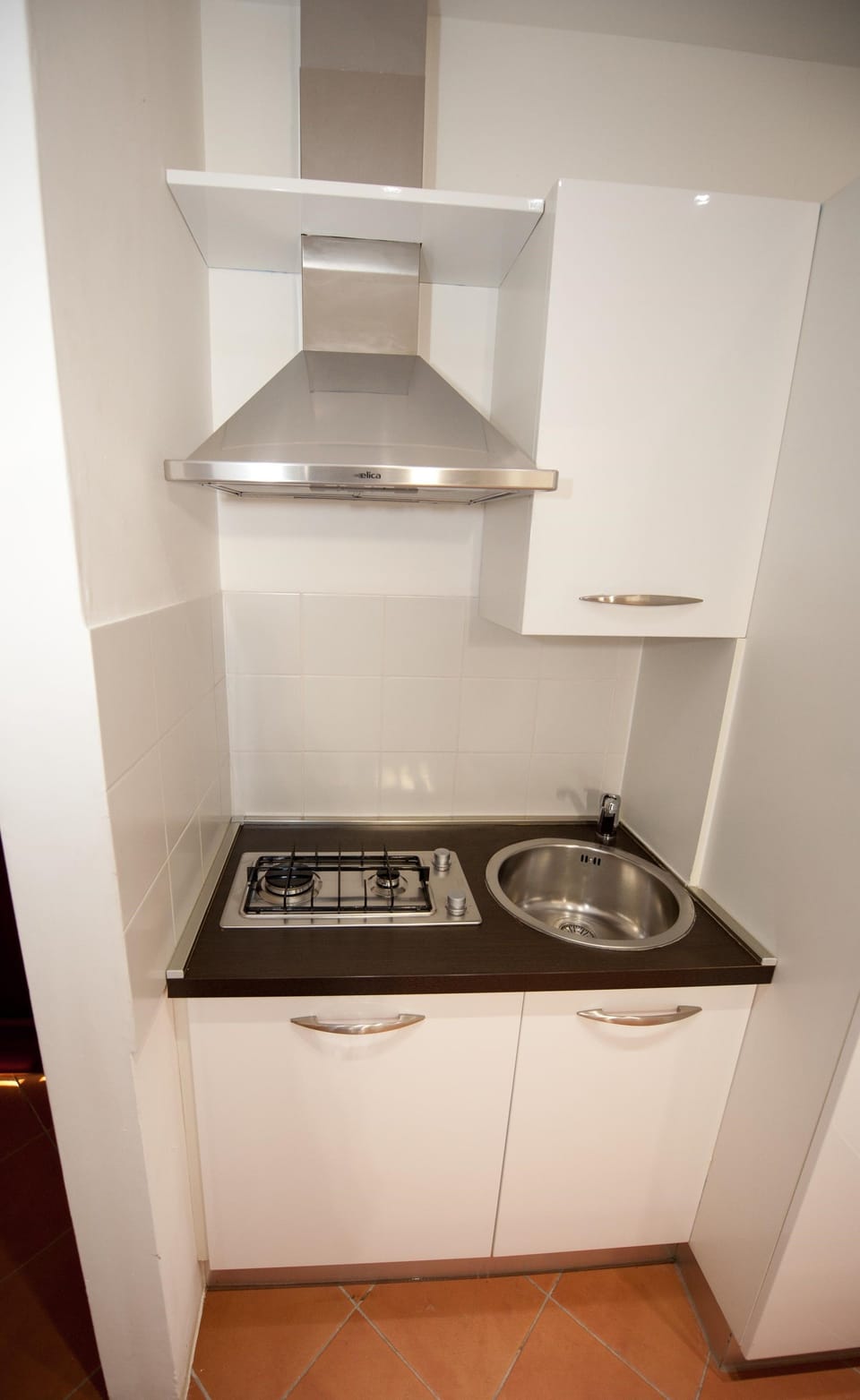 Basic Apartment, 1 Bedroom, Kitchenette, City View | Private kitchen | Coffee/tea maker, full-size fridge