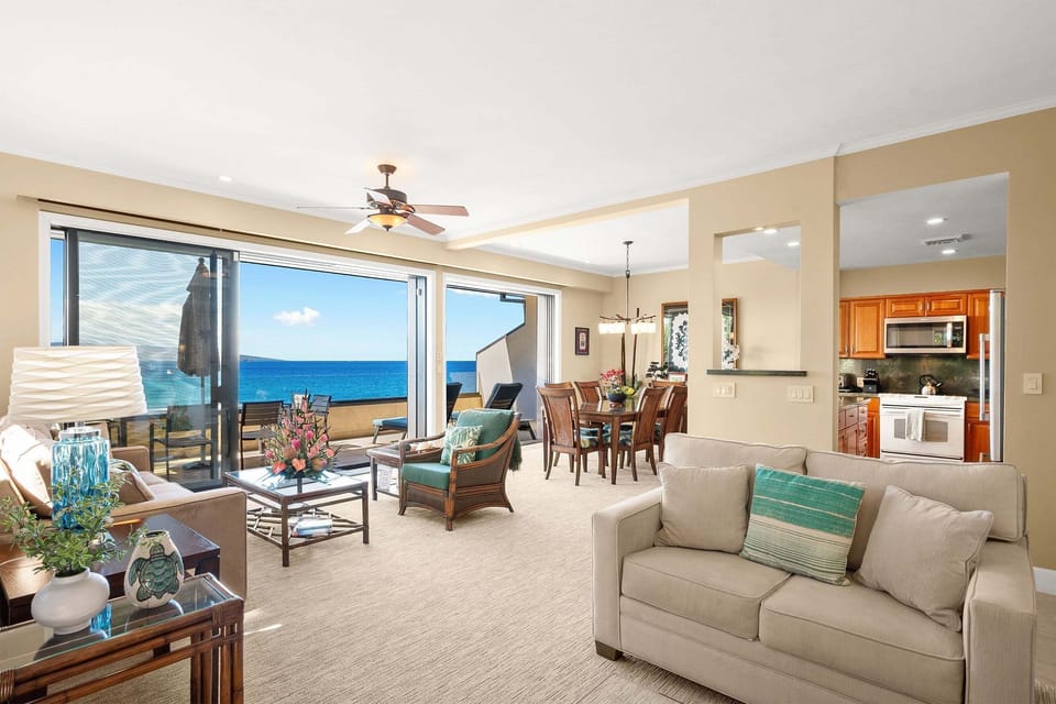 Condo, Multiple Beds, Lanai, Ocean View (Makena Surf G-201) | Living area