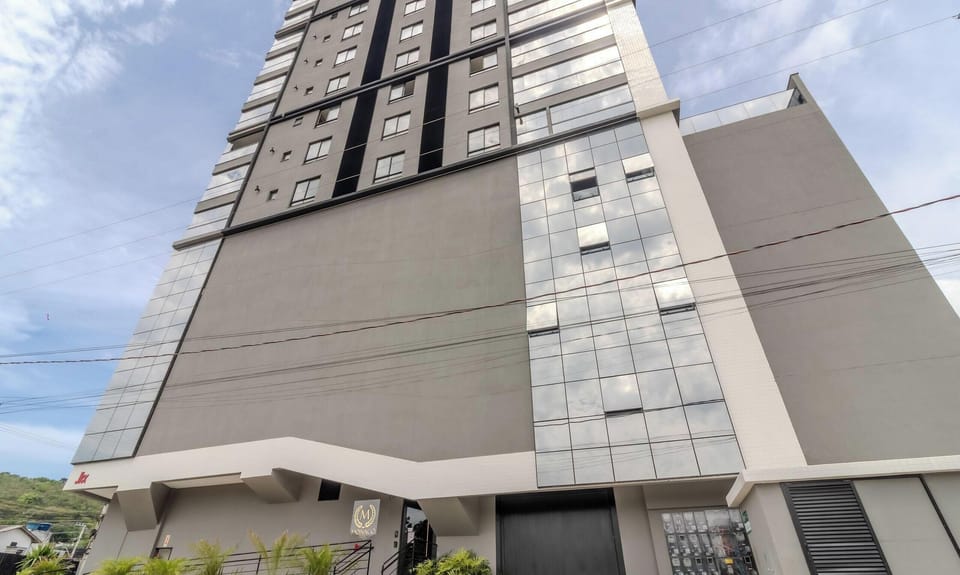 Basic Apartment | Exterior