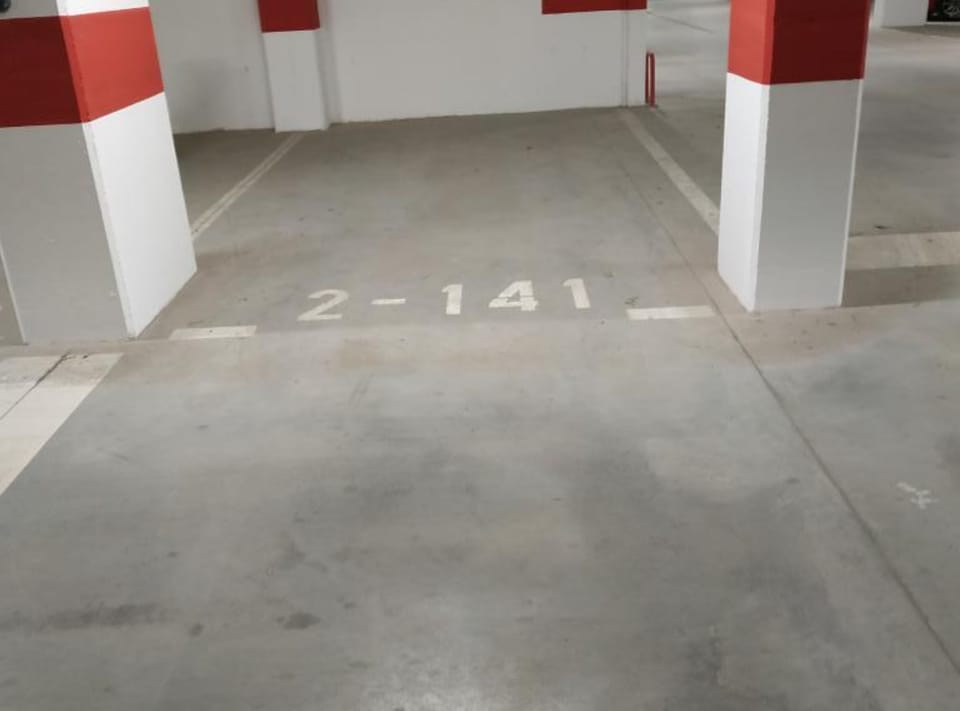 Studio (Studio Apartment With Balcony) | Parking | Free self parking