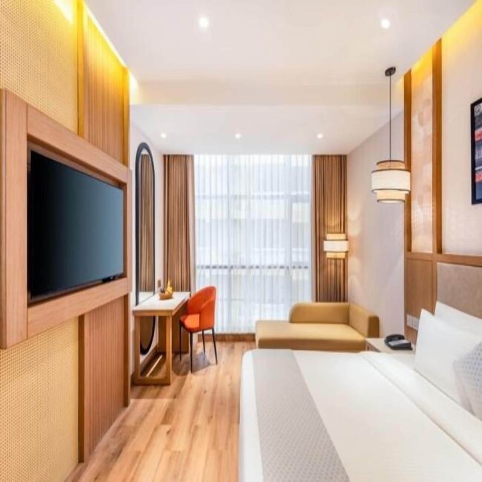 Premium Room | In-room safe, desk, free WiFi