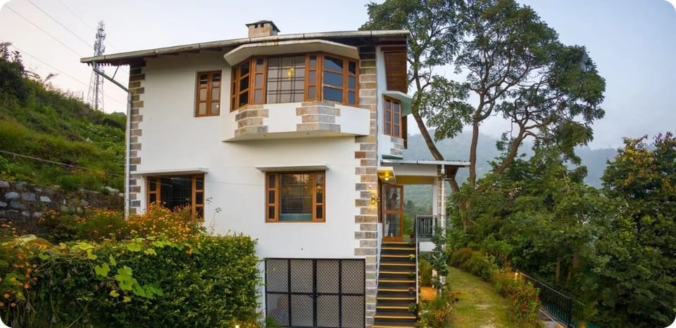 Deluxe Villa | Front of property - evening/night