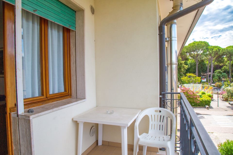 Apartment, 1 Bedroom, Balcony, Garden View | Balcony