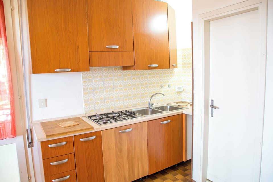 Apartment, 4 Bedrooms, Balcony, Garden View | Interior