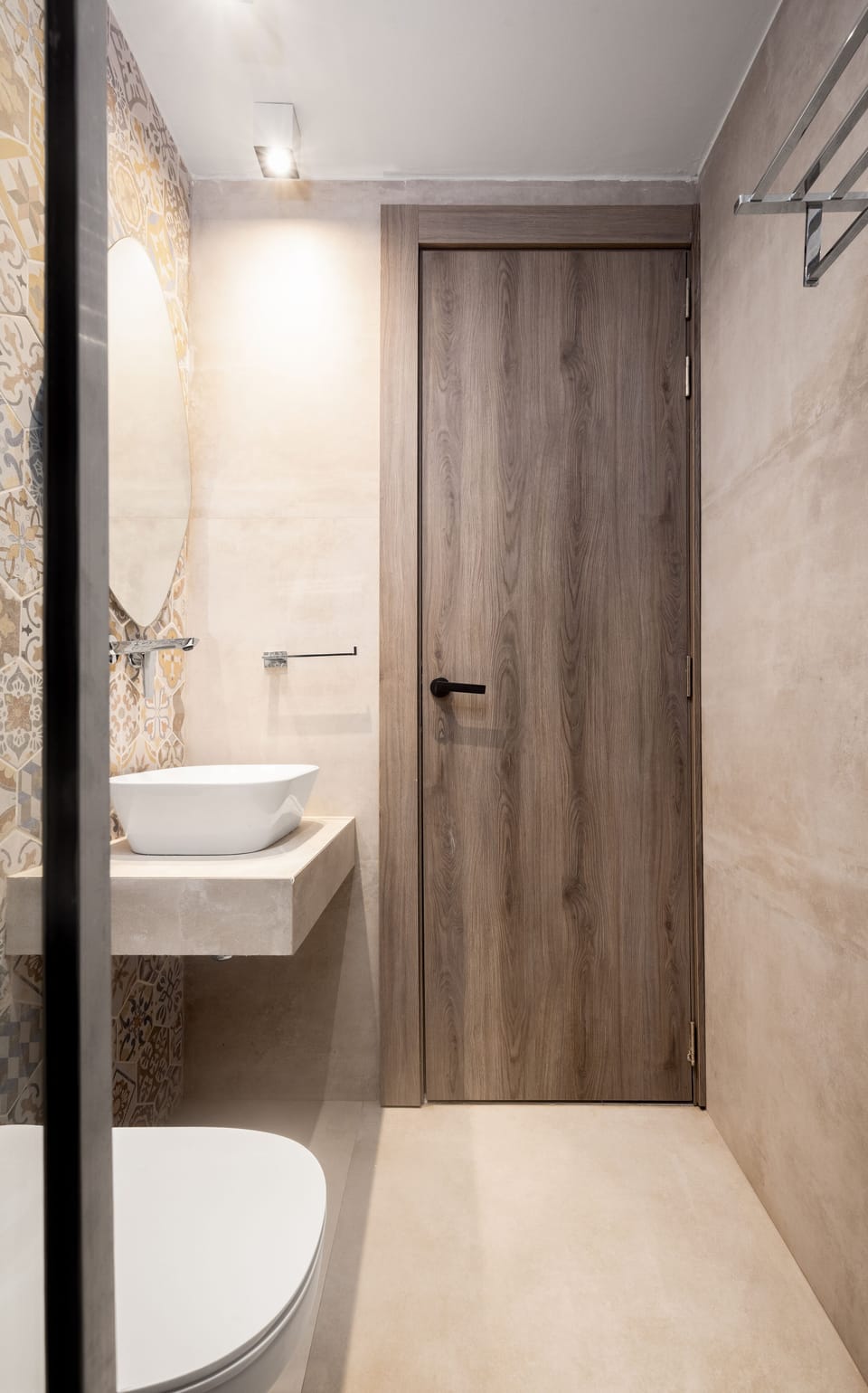 Standard Room | Bathroom | Shower, hair dryer, towels, soap