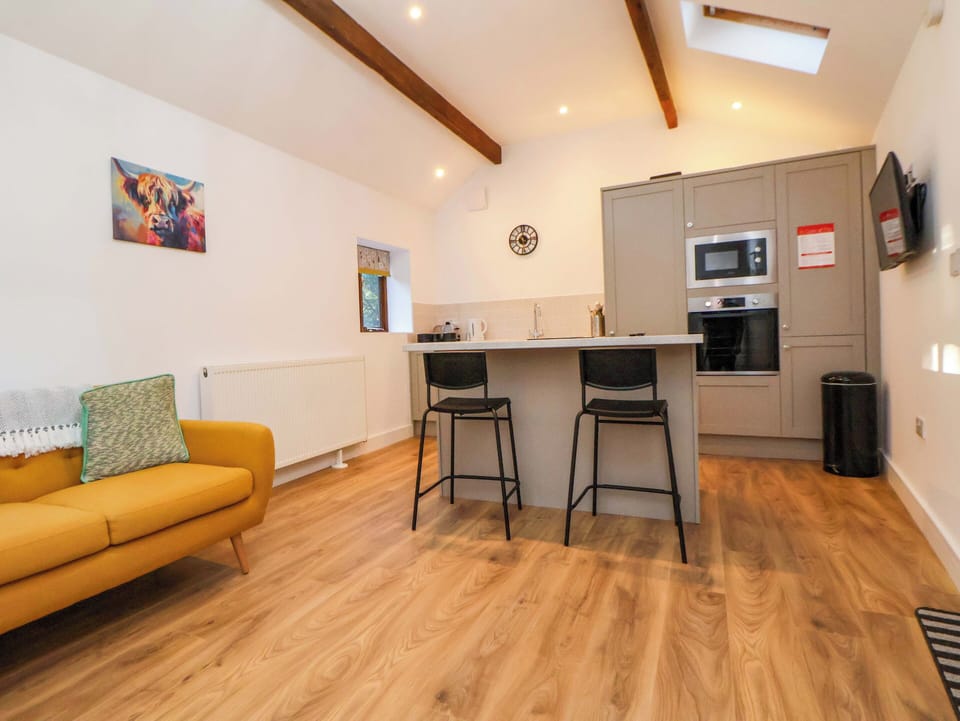 Cottage | Living area