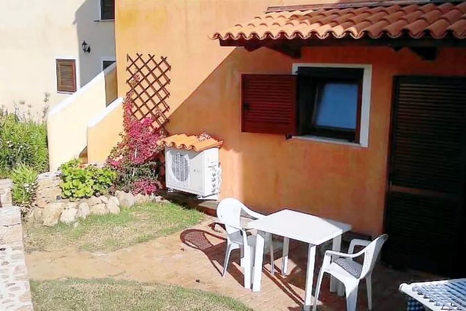 Apartment, 2 Bedrooms, Patio, Garden View | Exterior