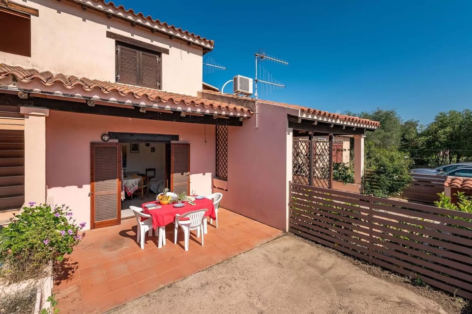 Apartment, 1 Bedroom, Patio, Garden View | Outdoor dining