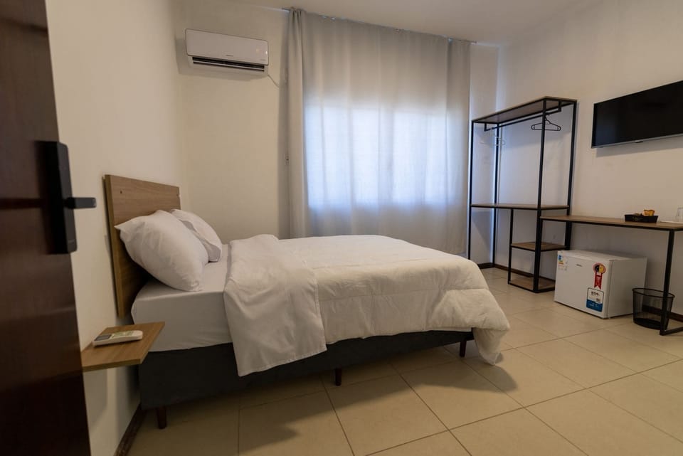 Double Room, City View | Desk, laptop workspace, free WiFi
