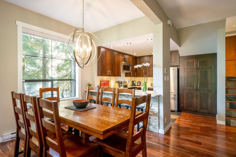 Deluxe Townhome, 4 Bedrooms, Hot Tub, Slope side | Free WiFi, bed sheets