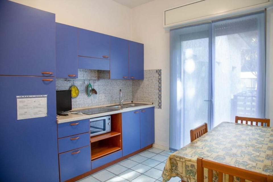 Apartment, 1 Bedroom, Balcony | Interior
