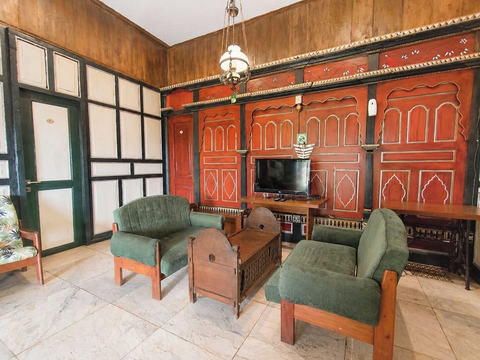 Family Double or Twin Room | Living area