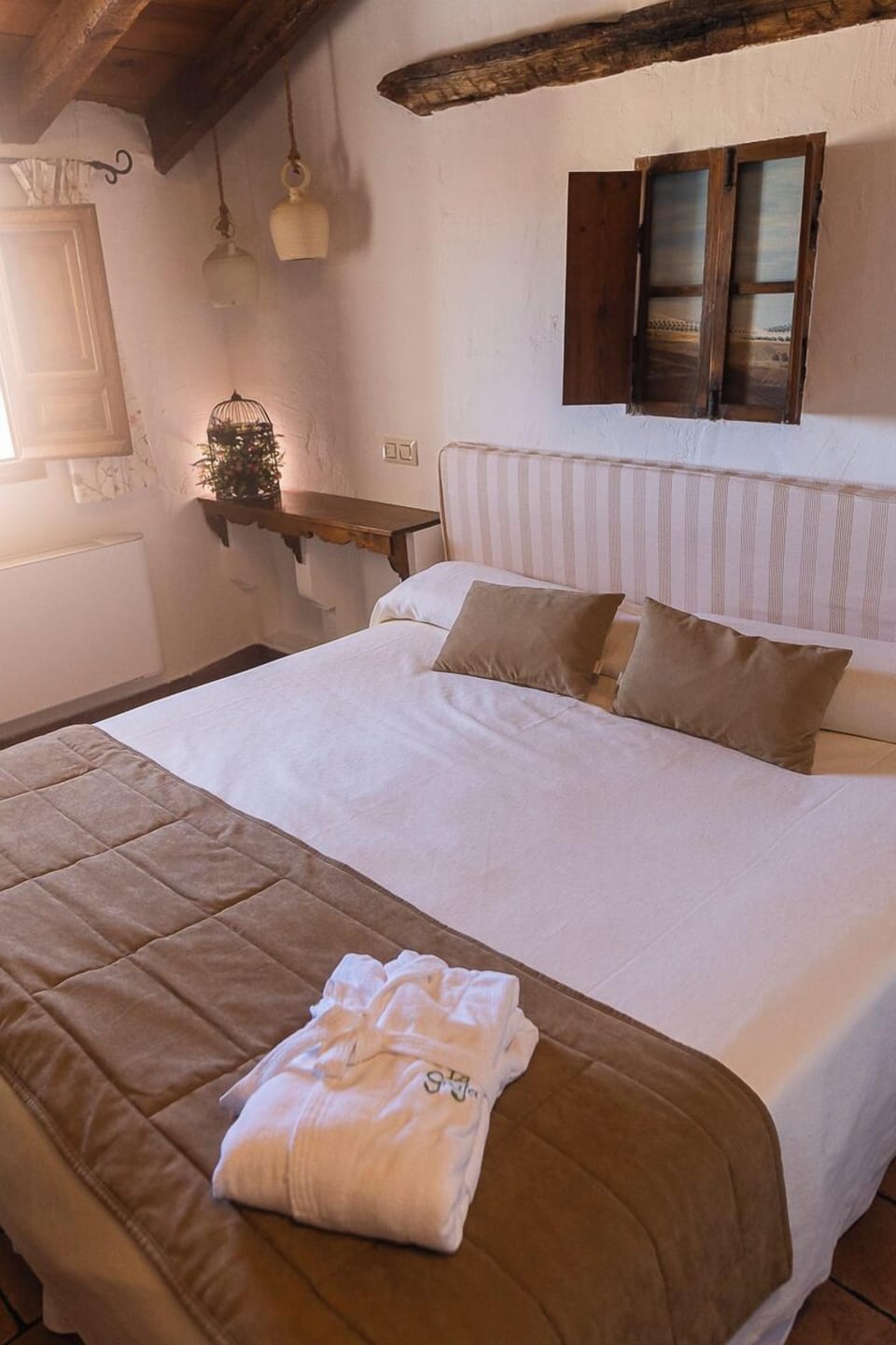 Double or Twin Room, Patio | Iron/ironing board, free WiFi
