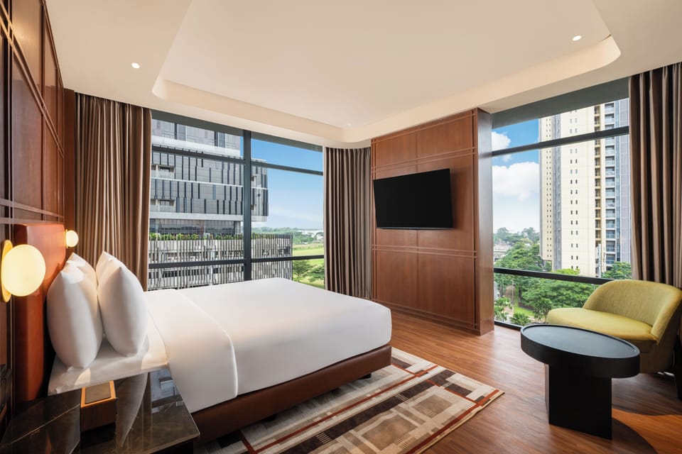 Executive Suite, 1 Double Bed with Sofa bed | Blackout drapes, free WiFi, bed sheets