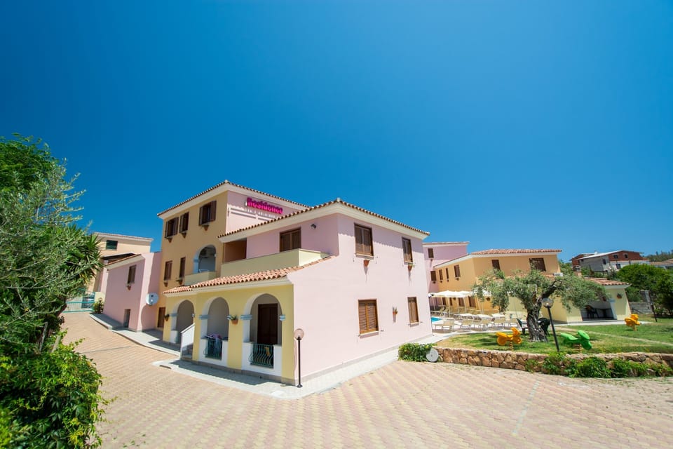 Studio | Exterior