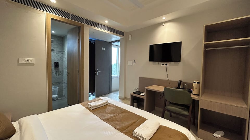 Deluxe Room | Free WiFi