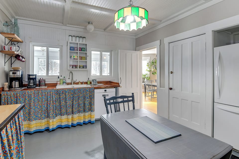 House (5 Bedrooms) | Interior