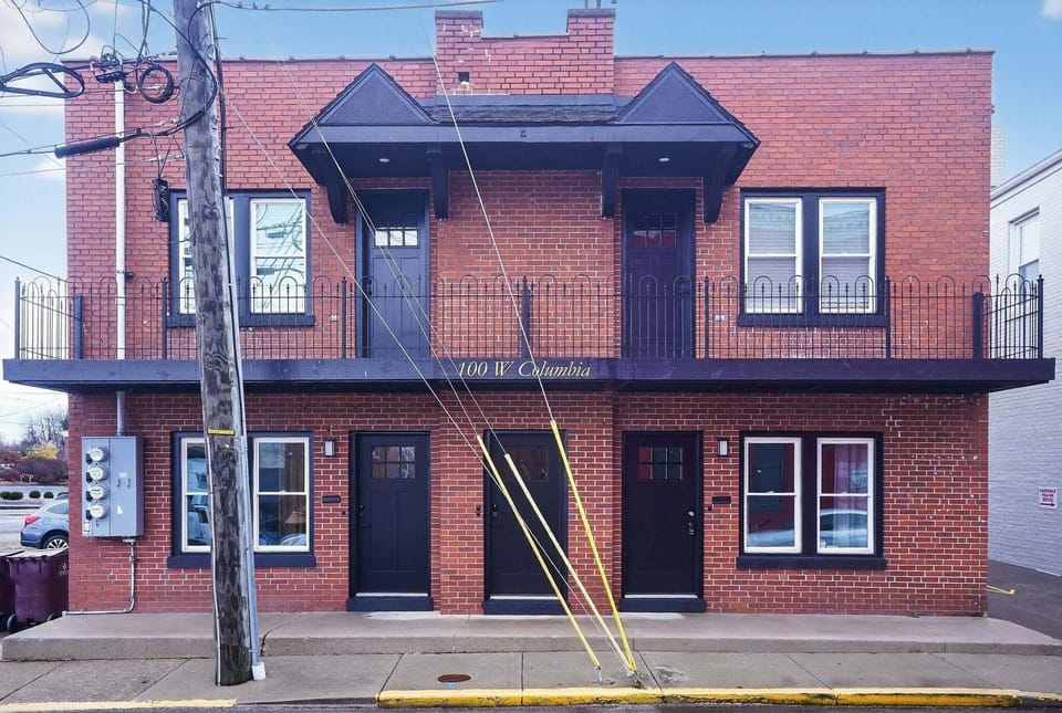 Studio | Exterior detail