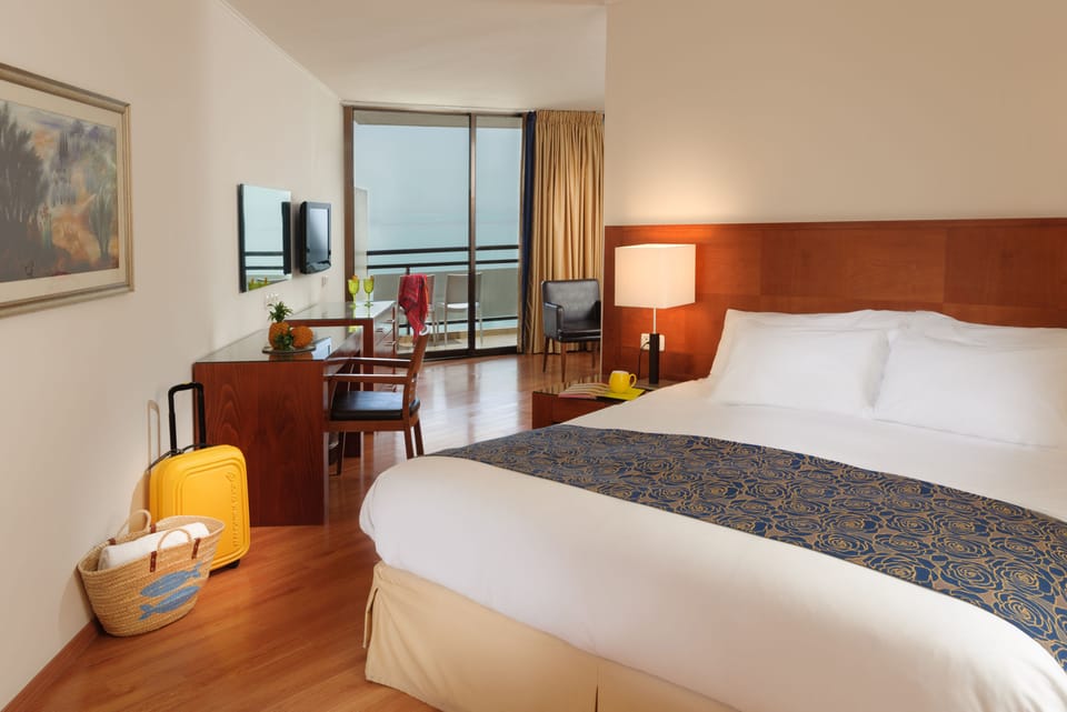Studio | Select Comfort beds, minibar, in-room safe, desk