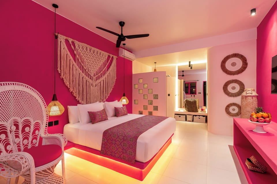 Grande Pool | Premium bedding, memory foam beds, in-room safe, blackout drapes