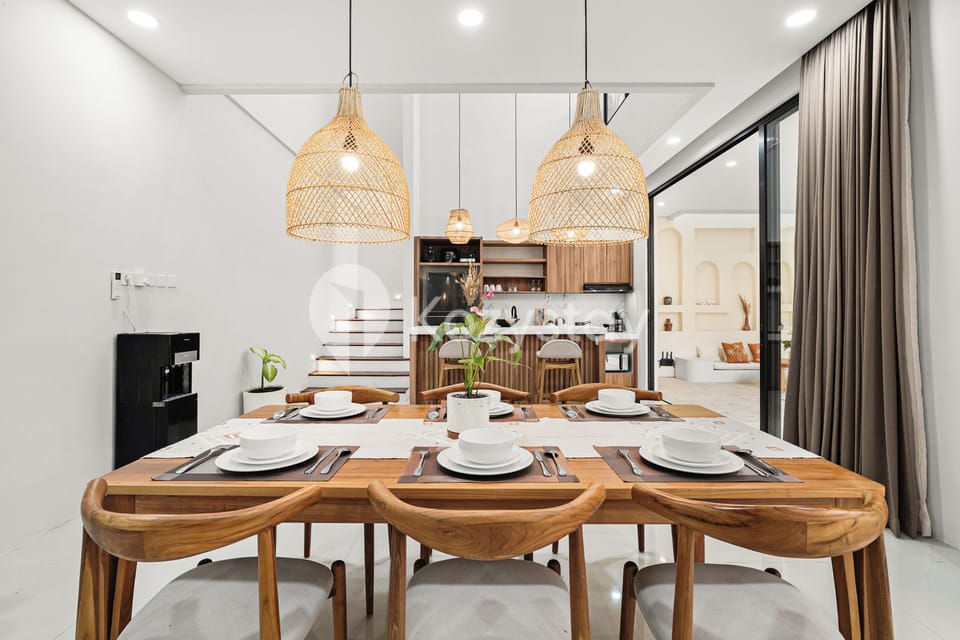 Villa, 3 Bedrooms, Pool View | Dining room