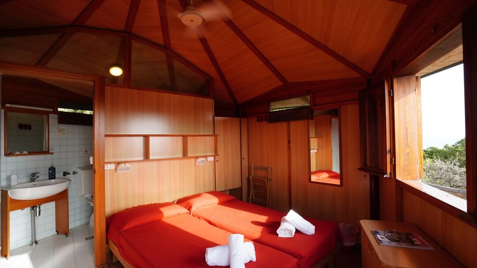 Classic Bungalow, Sea View