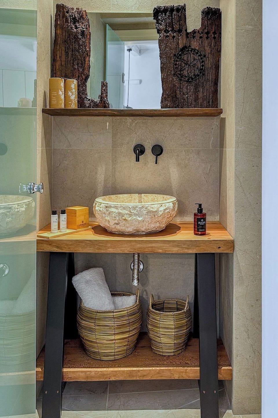 Stema Suite 1 House in Milos