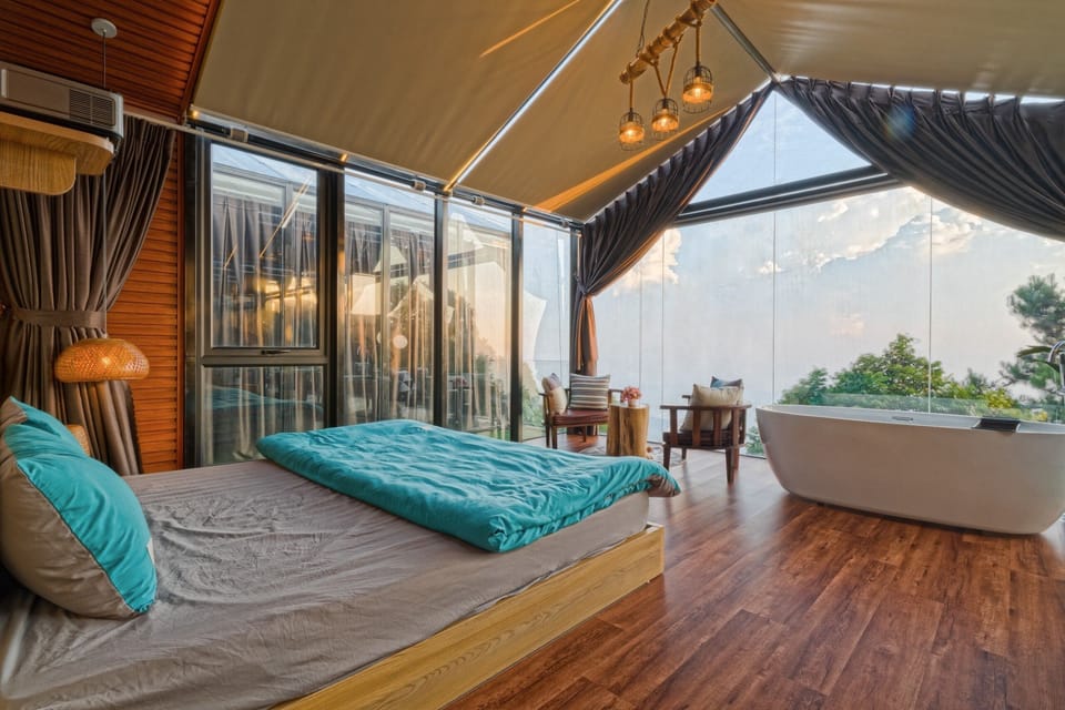Junior Double Room, Balcony | Frette Italian sheets, premium bedding, pillowtop beds, minibar