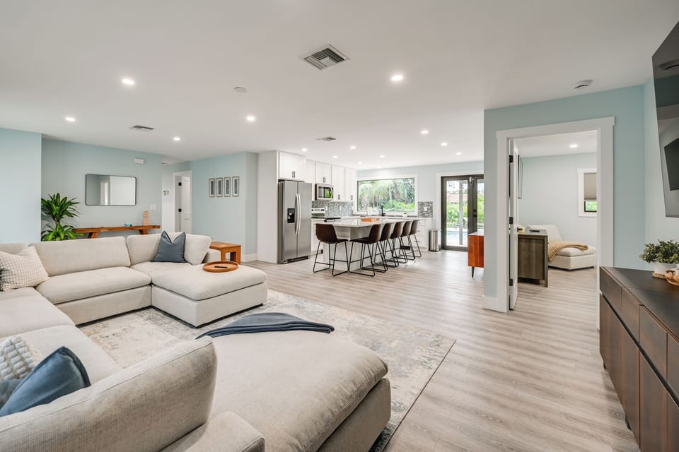 House (3 Bedrooms) | Interior