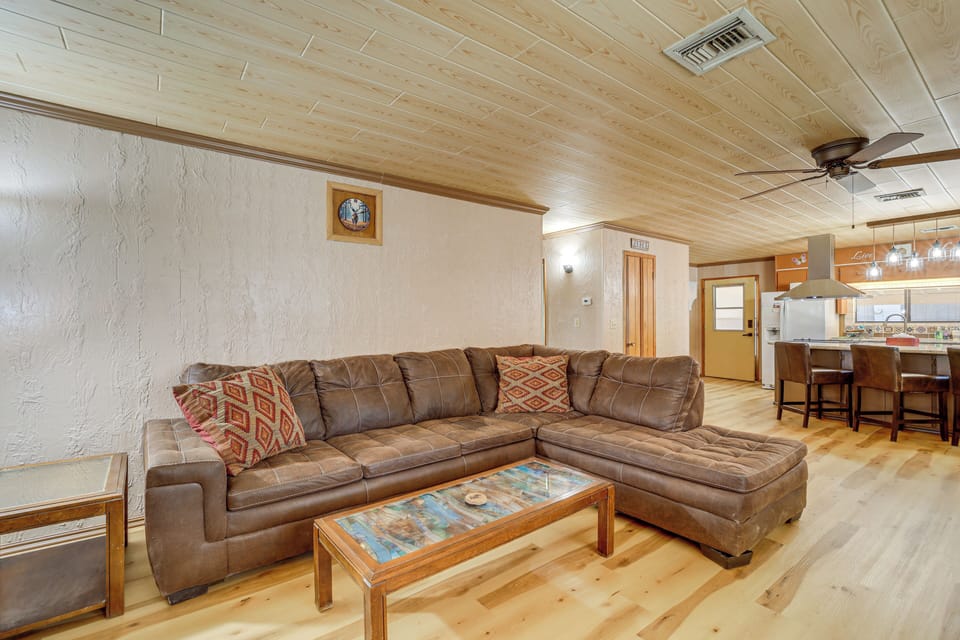 House (2 Bedrooms) | Front of property