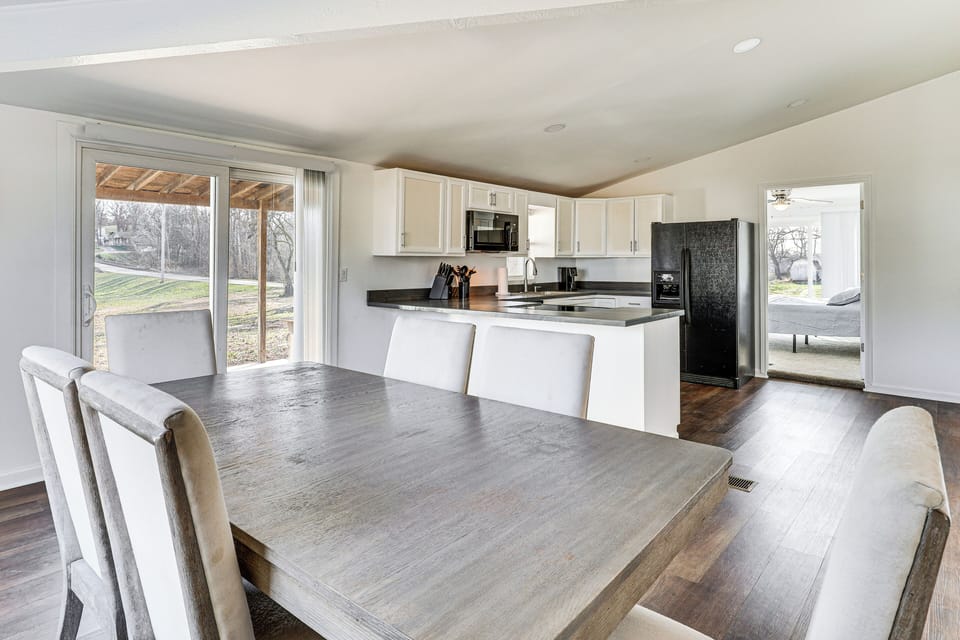 House (4 Bedrooms) | Interior