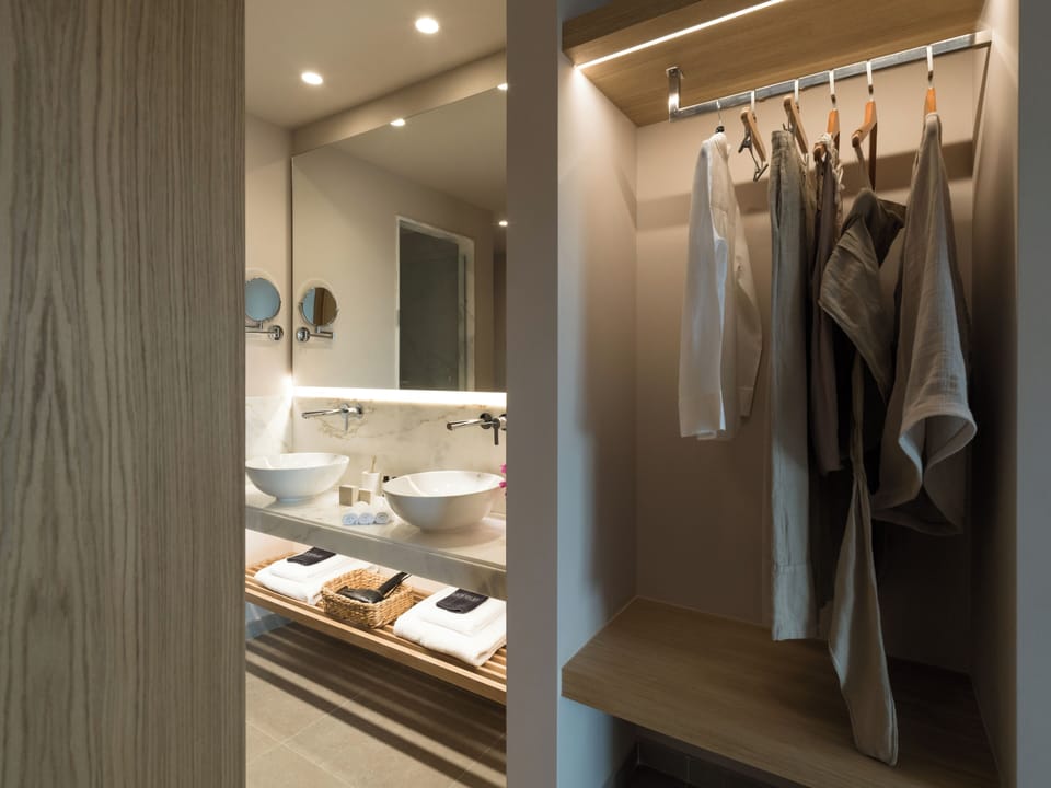 In-room safe, blackout drapes, soundproofing, free WiFi