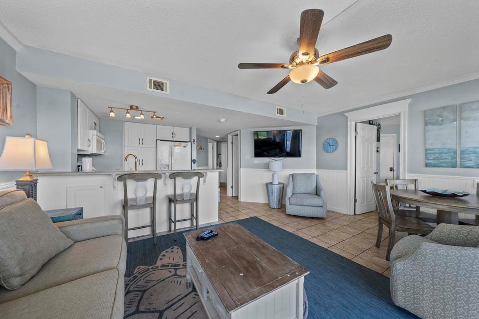 Condo, Multiple Beds (GS Plantation West - RCC -1254) | Living area