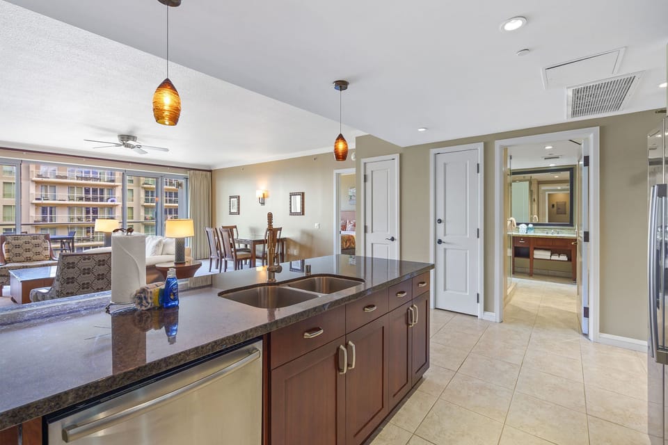 Condo, Multiple Beds, Balcony, Ocean View (Honua Kai Konea 505) | Interior