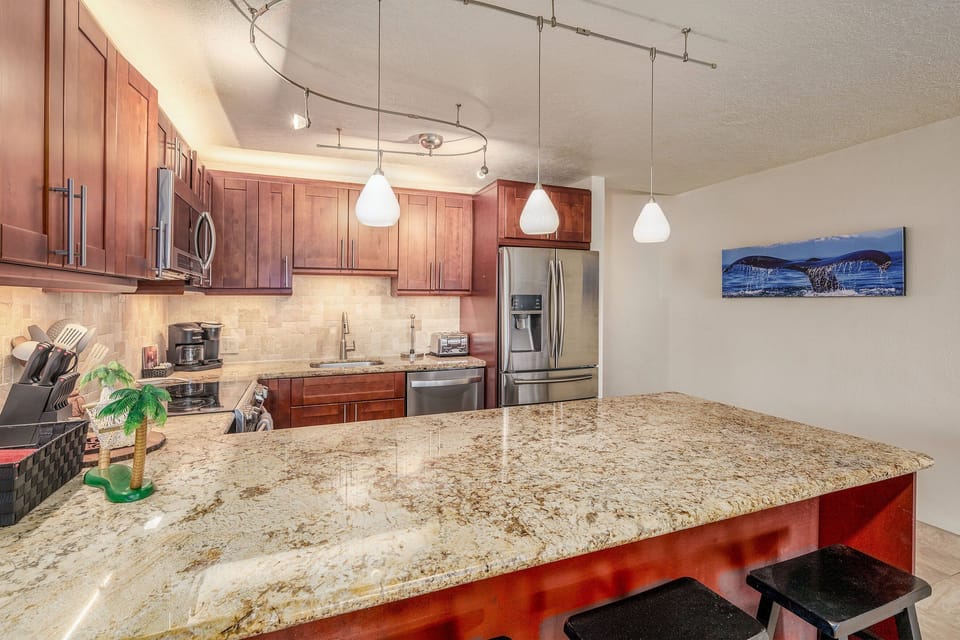 Condo, Multiple Beds, Balcony, Ocean View (Kamaole Sands 2-406) | Private kitchen | Coffee/tea maker, dining tables