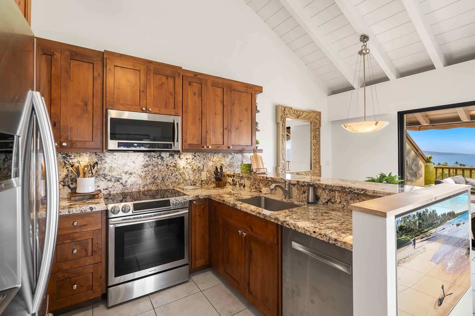 Condo, Multiple Beds, Balcony, Ocean View (Maui Kamaole A-206) | Private kitchen | Coffee/tea maker, dining table