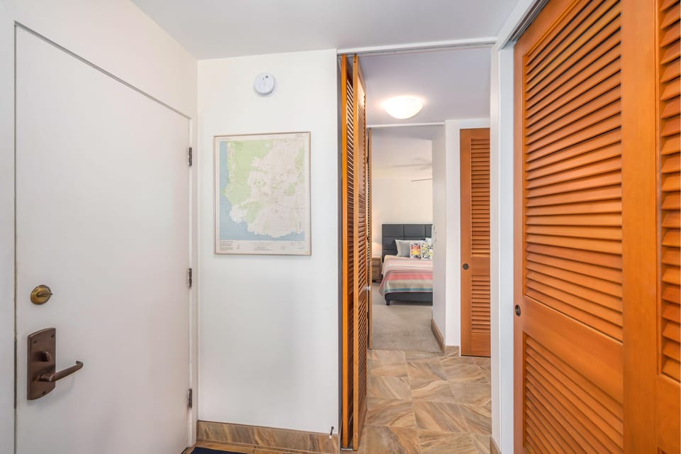 Condo, 1 King Bed, Balcony, Ocean View (Wailea Ekahi 4E) | Interior