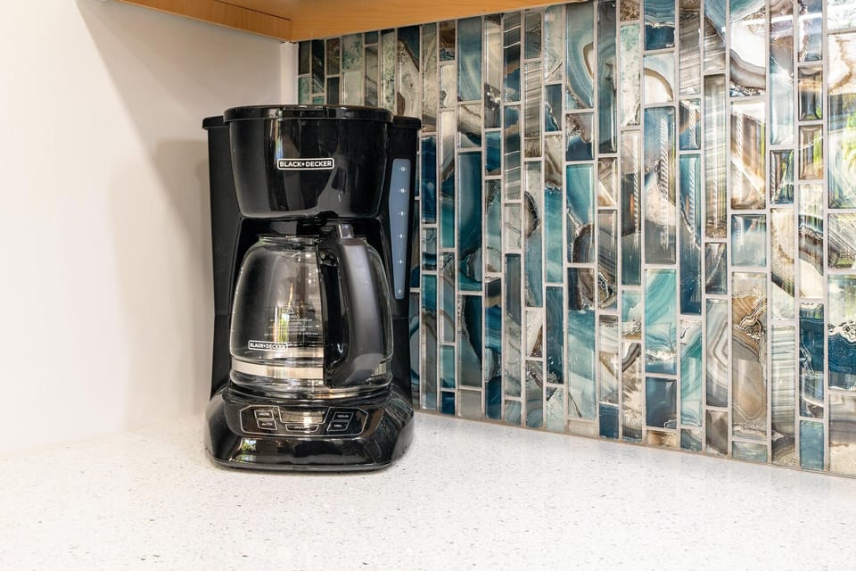 Condo, 1 King Bed with Sofa bed, Balcony, Garden View (Kamaole Sands 4-213) | Coffee and/or coffee maker