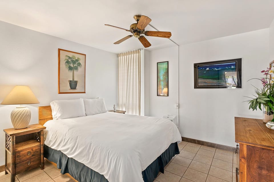 Condo, 1 Queen Bed with Sofa bed, Balcony, Ocean View (Maui Vista 3-102) | 1 bedroom, individually decorated, individually furnished, bed sheets