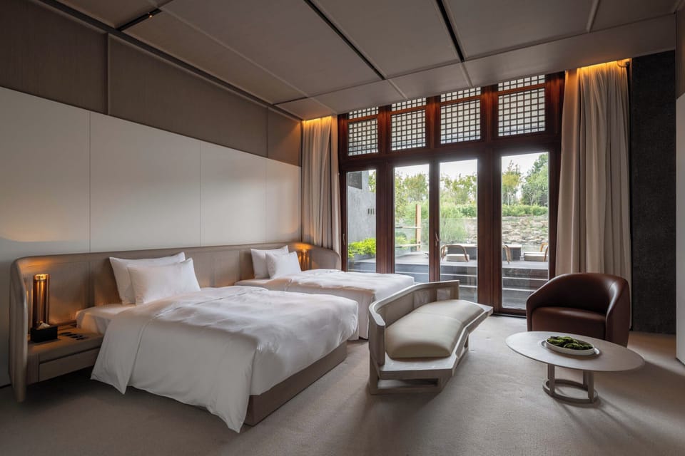 Premier Suite, River View | Living area | Heated floors
