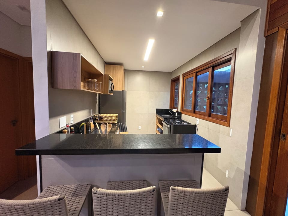 House, Garden View | Private kitchen | Full-size fridge, microwave, oven, blender