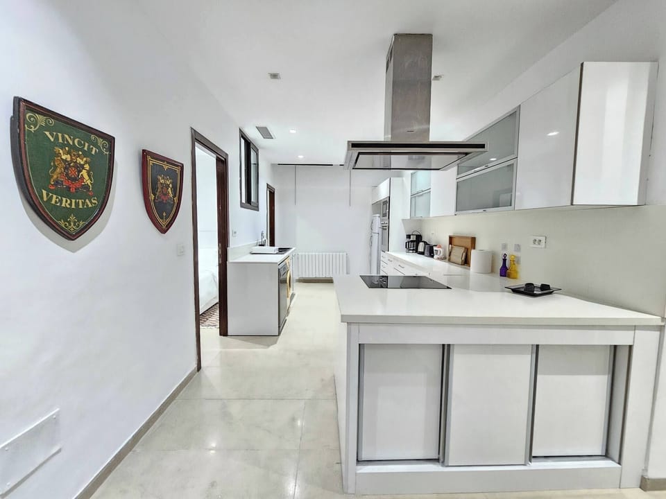 Villa, 5 Bedrooms, Smoking | Private kitchen