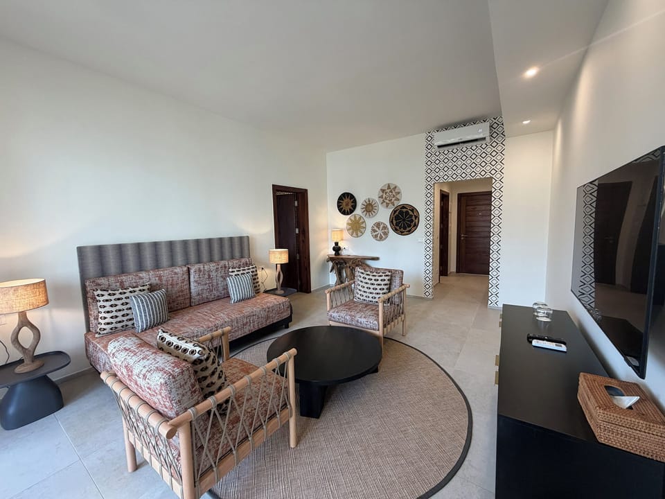 Suite | Living area