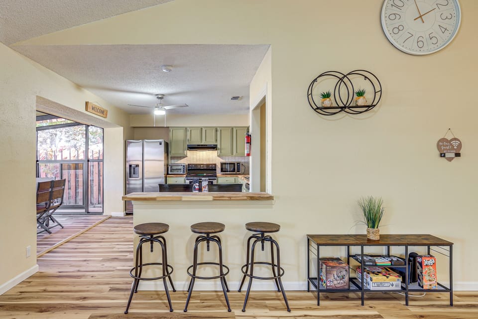 House (4 Bedrooms) | Interior