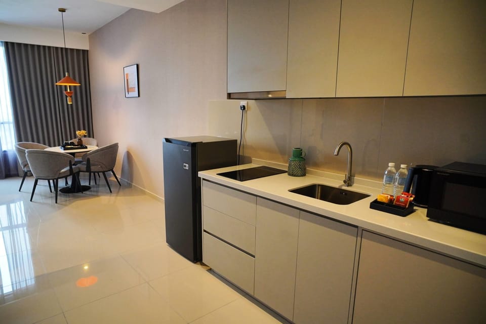 Suite, Multiple Beds (Sky) | Iron/ironing board