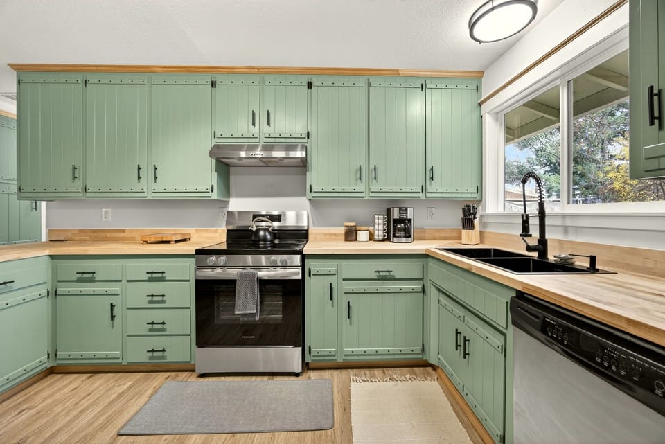 Family House, 3 Bedrooms, Kitchen | Private kitchen